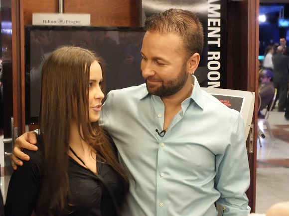 Daniel_negreanu_med_ny_pr_manager2